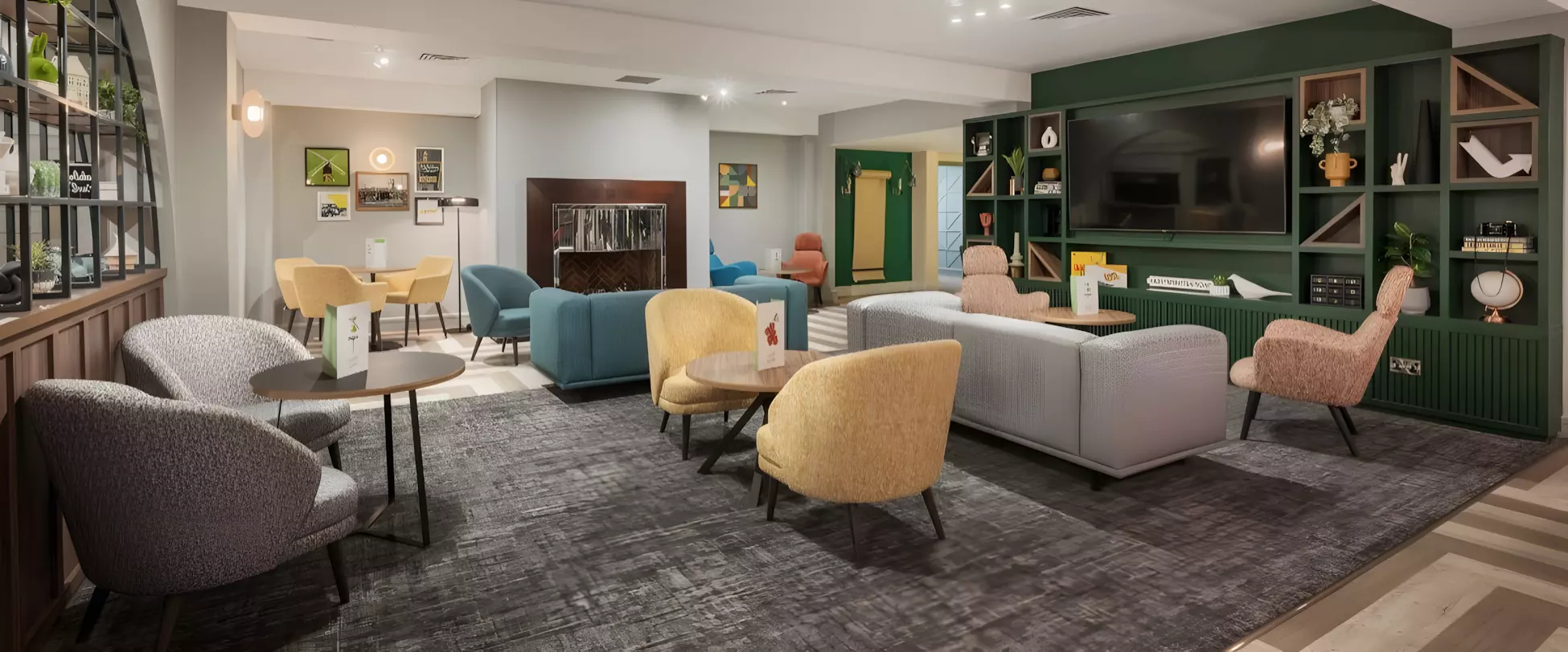 Starbucks Holiday Inn Bromsgrove.
